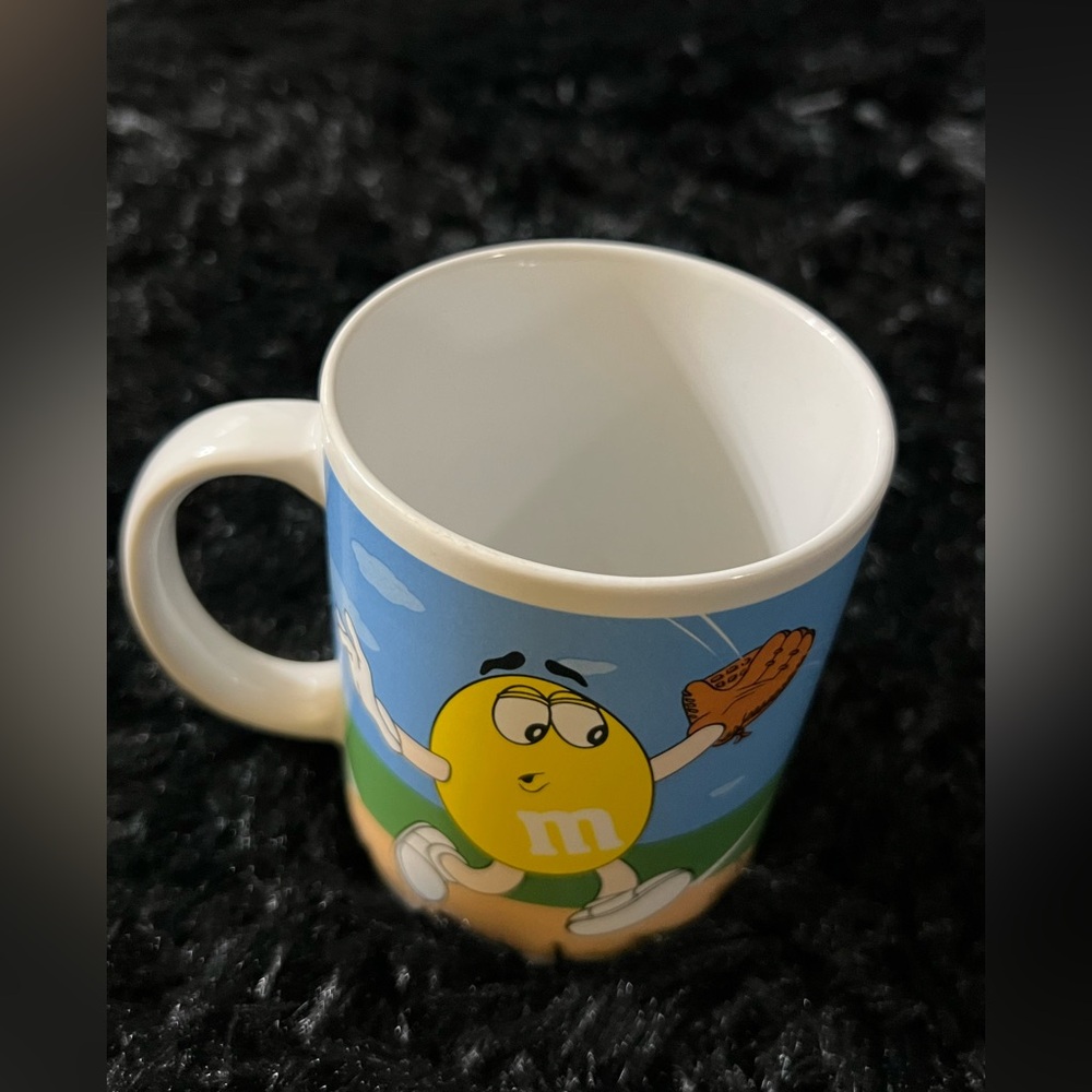 M&M'S Yellow Character Coffee Mug